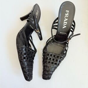 Prada Vintage Black Leather Caged Strappy Elongated toe pumps EU 40